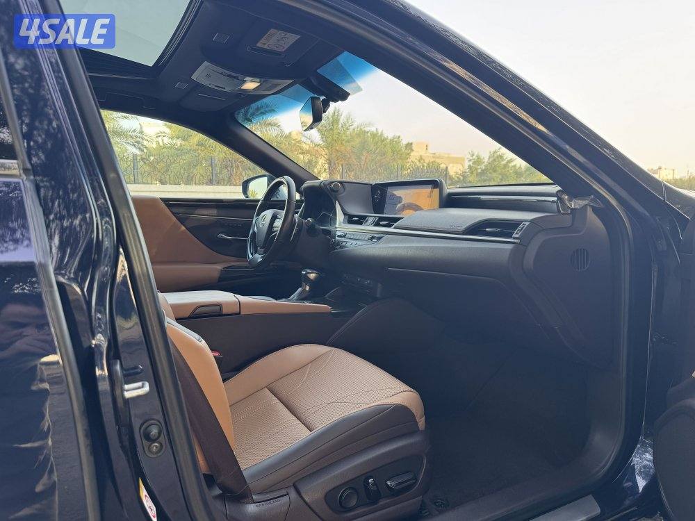 للبيع لكزس ES250 م:201910