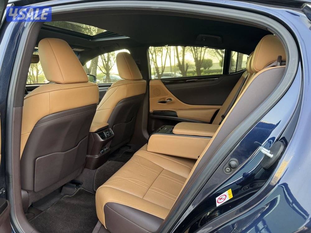 للبيع لكزس ES250 م:201912