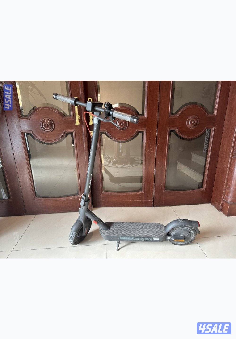 Xiaomi 4 pro ( second generation ) scooter0
