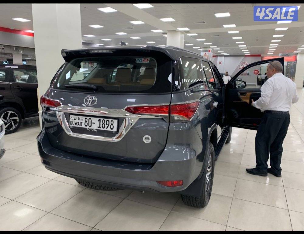 فور رتنر ٢٠٢٣ صبغ وكالة تحت الكفاله2