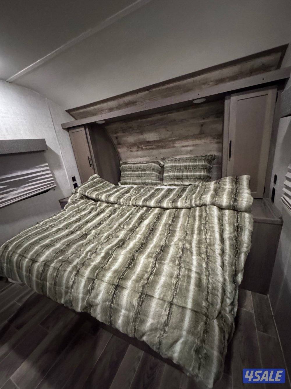 للبيع كرفان امريكي2