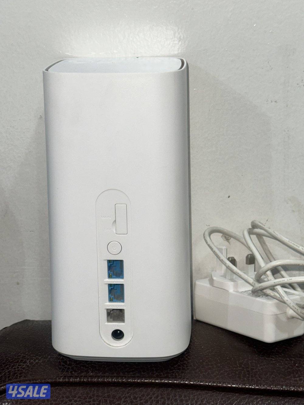 Huawei 5G Wi-Fi Router | Super Fast Internet1