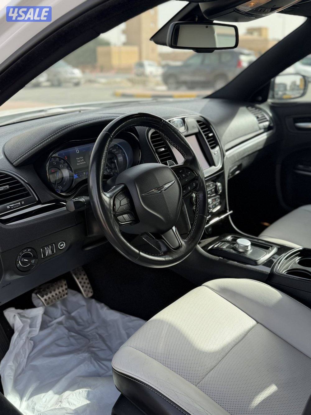 للبيع كرايزلر S) C300) عداد 67 الف5