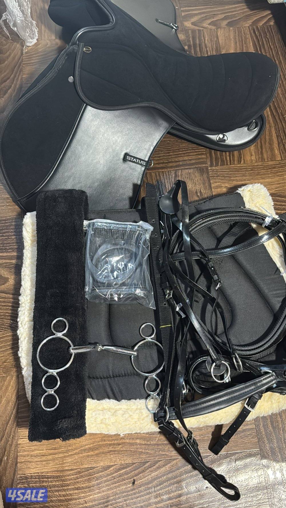 New Status saddle 17.5 inch ( saddle,saddle pad,Bridle ( full set5