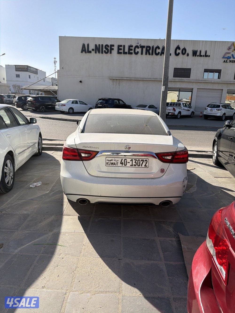 نيسان مكسيما 2016 ماشية 136 معاها مفتاح سبير معاها ورقة فحص شهر ٦1