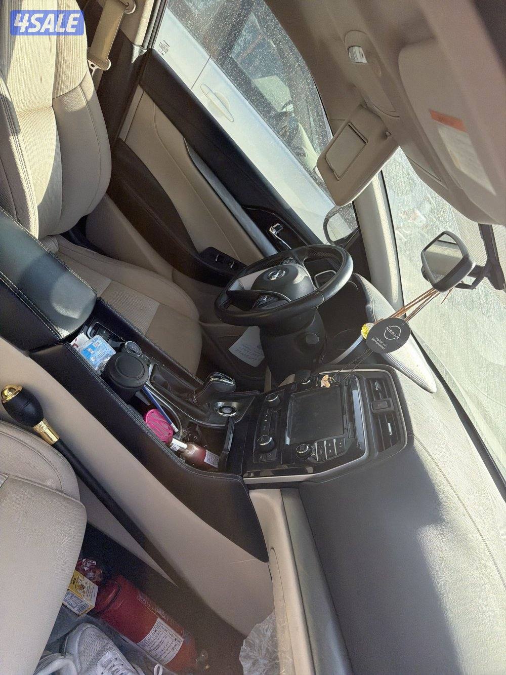 نيسان مكسيما 2016 ماشية 136 معاها مفتاح سبير معاها ورقة فحص شهر ٦4