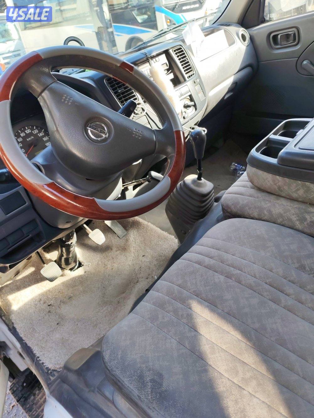 باص نيسان 2007 بيمه سنه جاهز للشغل1