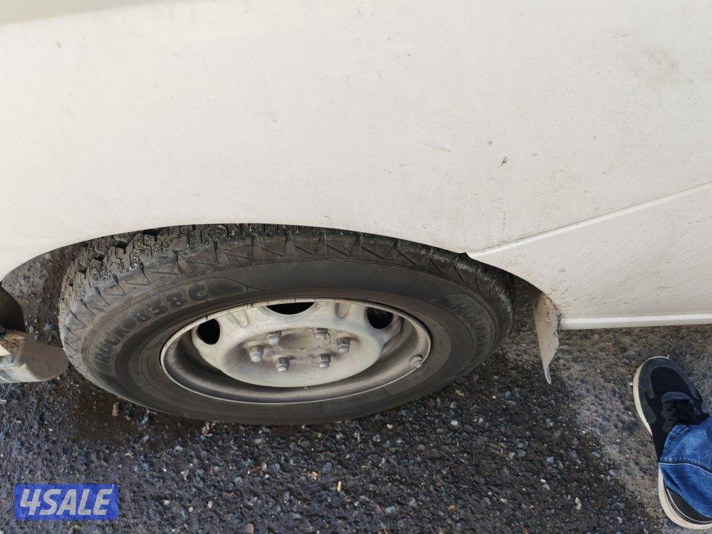 باص نيسان 2007 بيمه سنه جاهز للشغل2