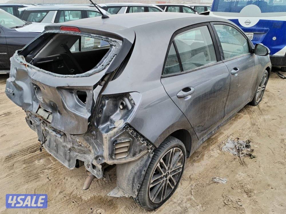 نشترى جميع أنواع السيارات الكوريه والسكراب2