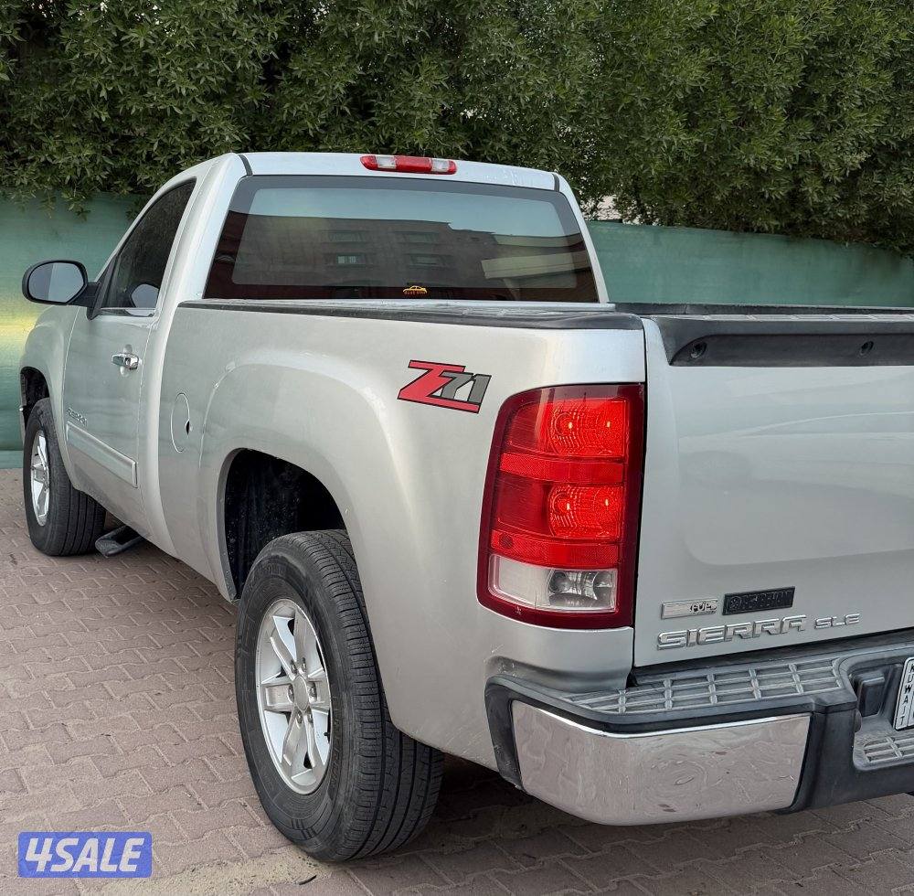 للبيع سييرا 20111