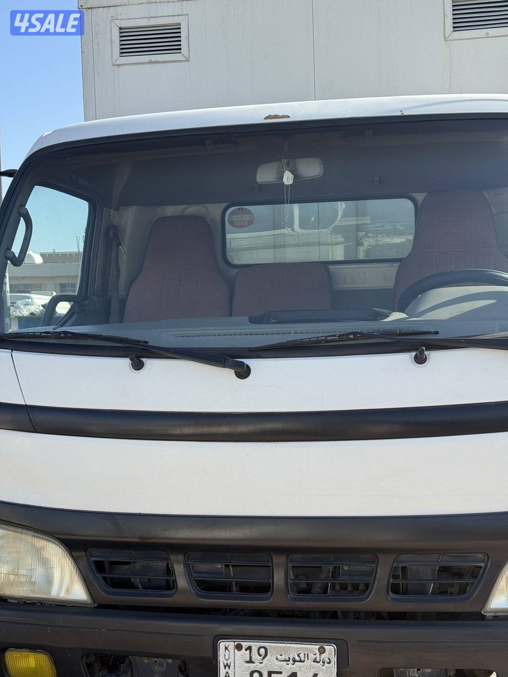 موديل 2005 ممشا 260 بيمه سنه. شرط الفحص صبغ وكاله مكيف شغال0