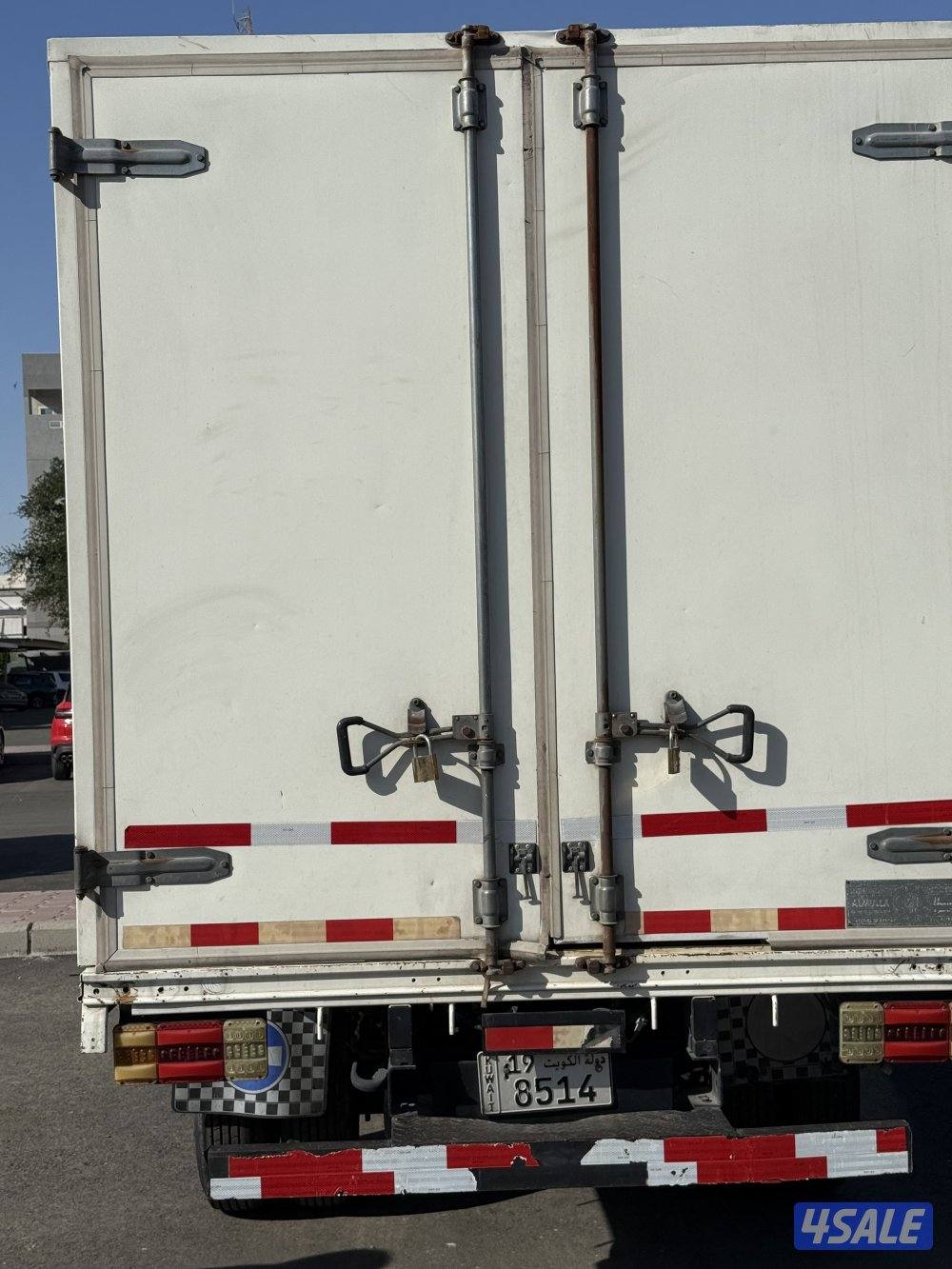 موديل 2005 ممشا 260 بيمه سنه. شرط الفحص صبغ وكاله مكيف شغال7