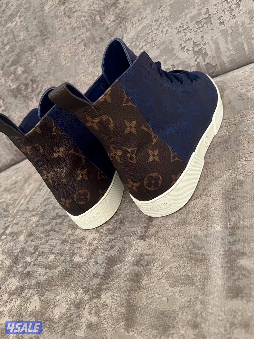 جوتي lv اصلي مقاس ٤٢2
