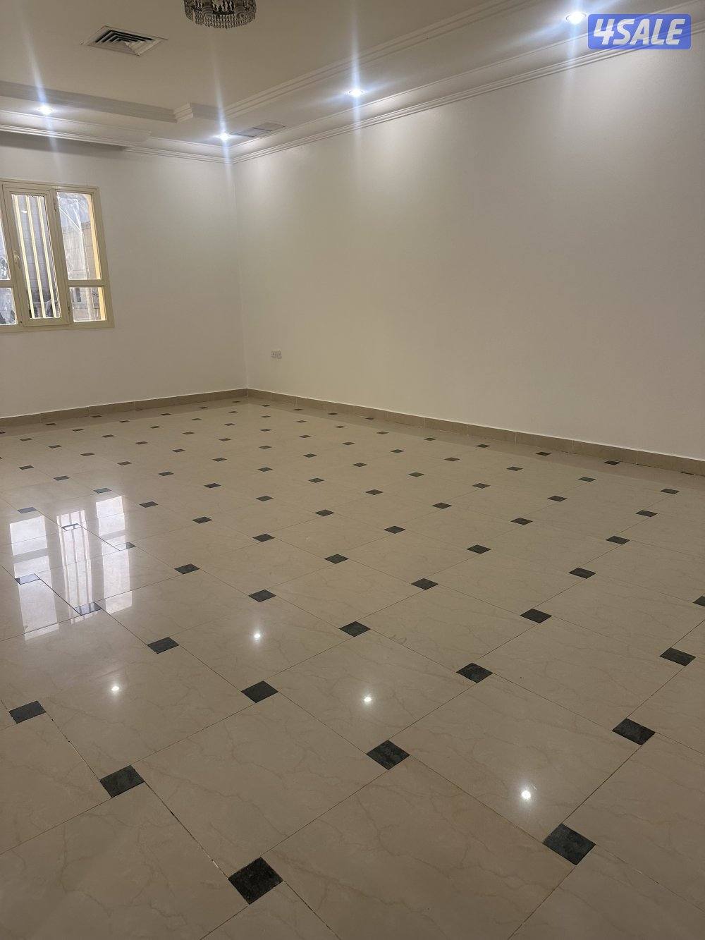 رجاء عدم اتصال او ارسال مسجات من المكاتب والسماسره للازعاج1