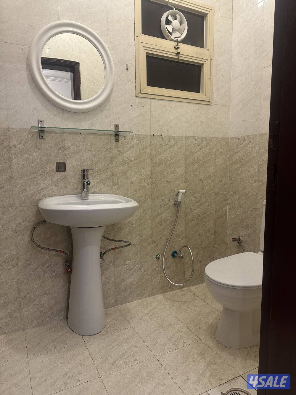 رجاء عدم اتصال او ارسال مسجات من المكاتب والسماسره للازعاج7