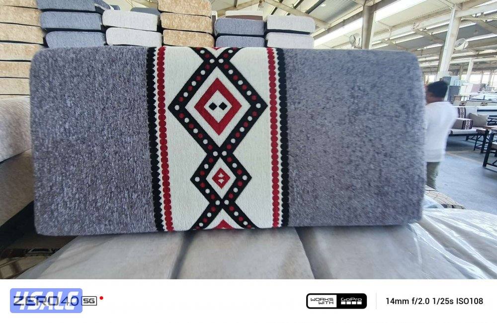 لدينا جميع انواع المساند والسجاد سجاد التركي11