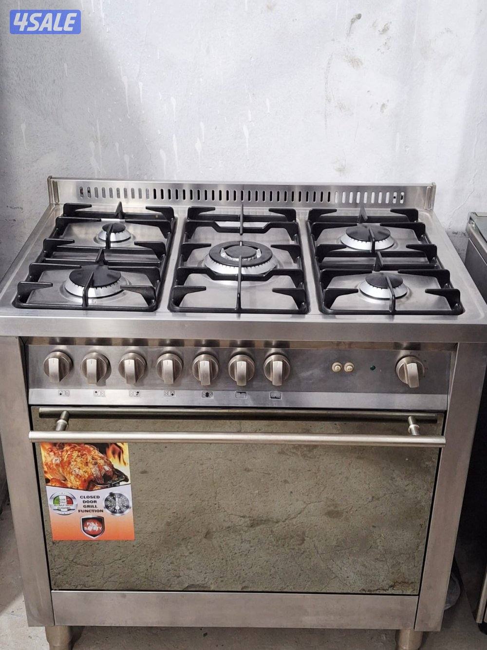 نبيع الطباخات معا التوصيل والكفاله4