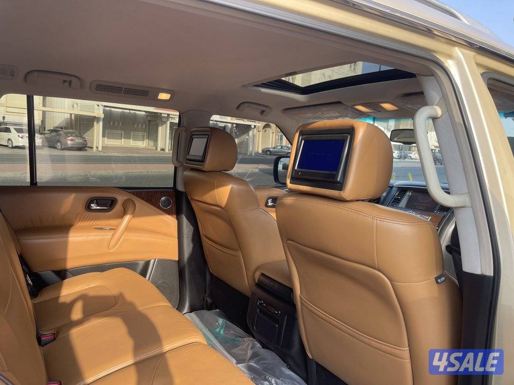 للبيع نيسان باترول ٢٠١٤بلاتنيم ستي من داخل تان مكينه 320 شرط الفحص4