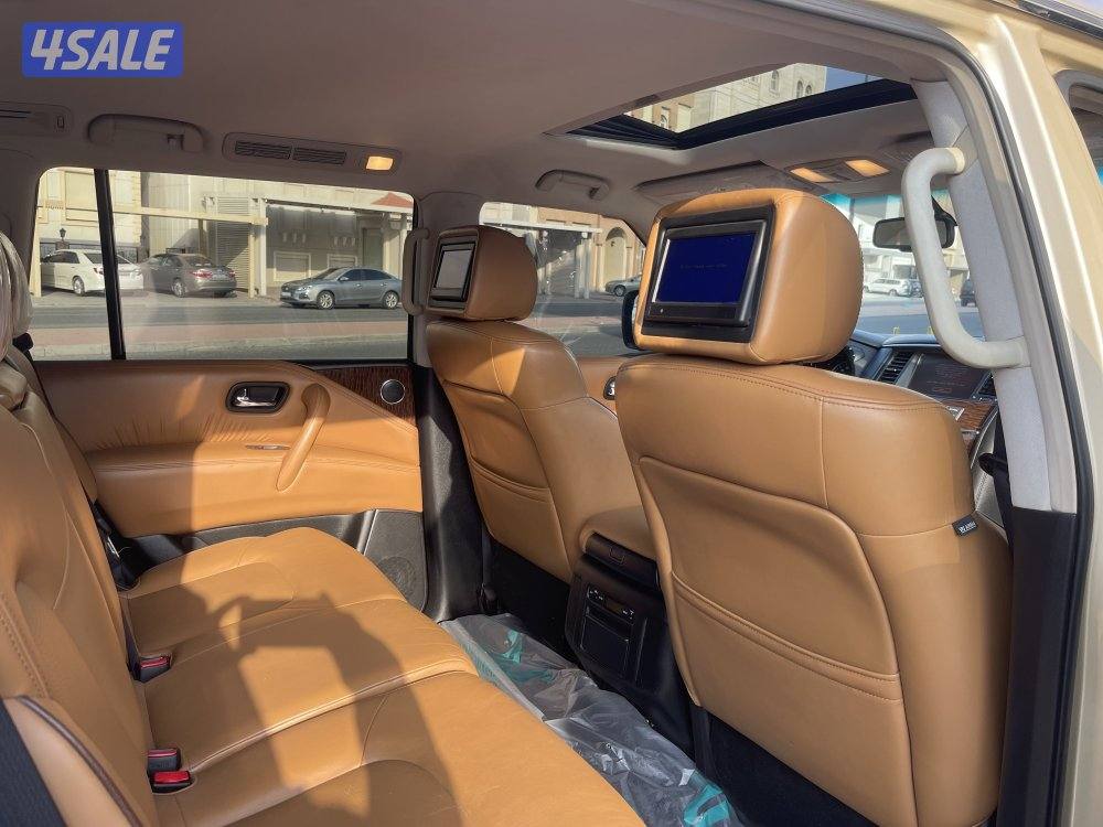 للبيع نيسان باترول ٢٠١٤بلاتنيم ستي من داخل تان مكينه 320 شرط الفحص6