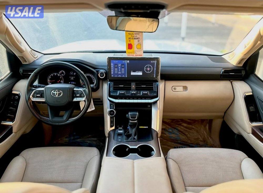 معرض القمة🚩11