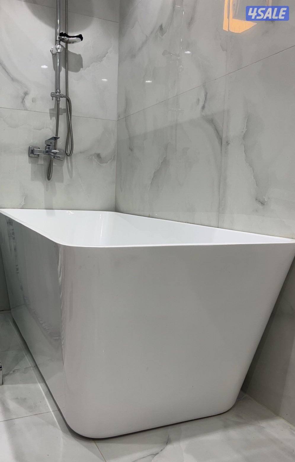 بانيو متحرك راقي اسخدام مرتبن فقط للتواصل وانس اب فقط0