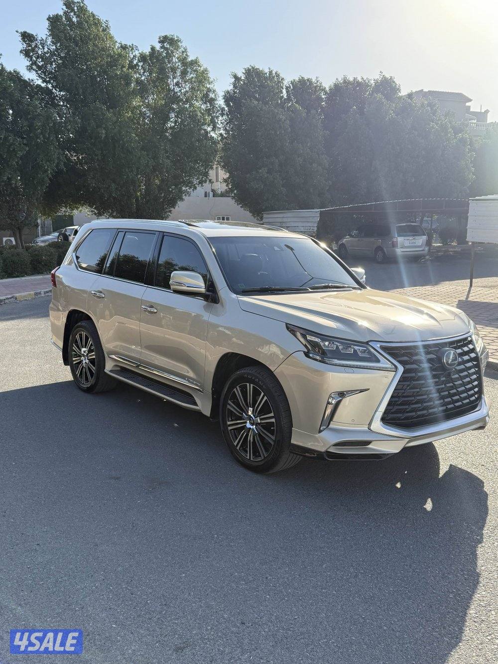 لكزس 570LX الدرجه الأولي الساير 20161