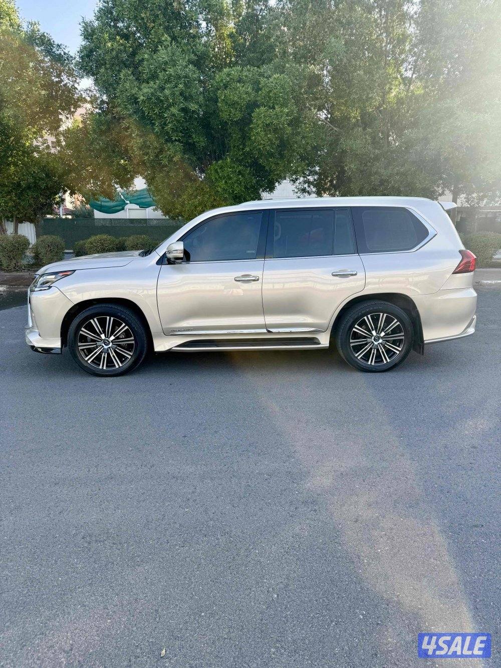 لكزس 570LX الدرجه الأولي الساير 20163