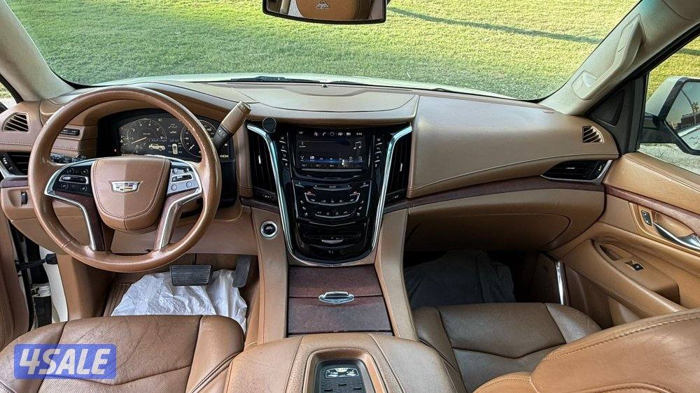 اسكاليد بلاتينيوم موديل 2015 / بحاله ممتازه15