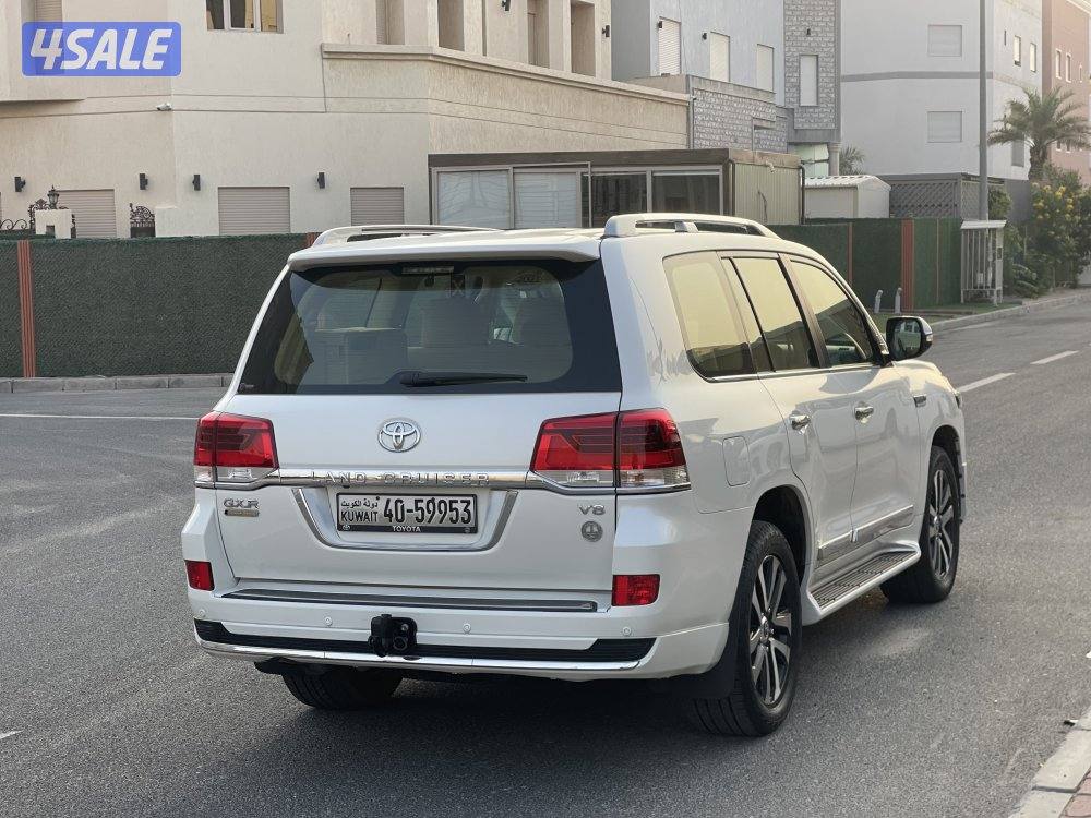 لاندكروزر 20163