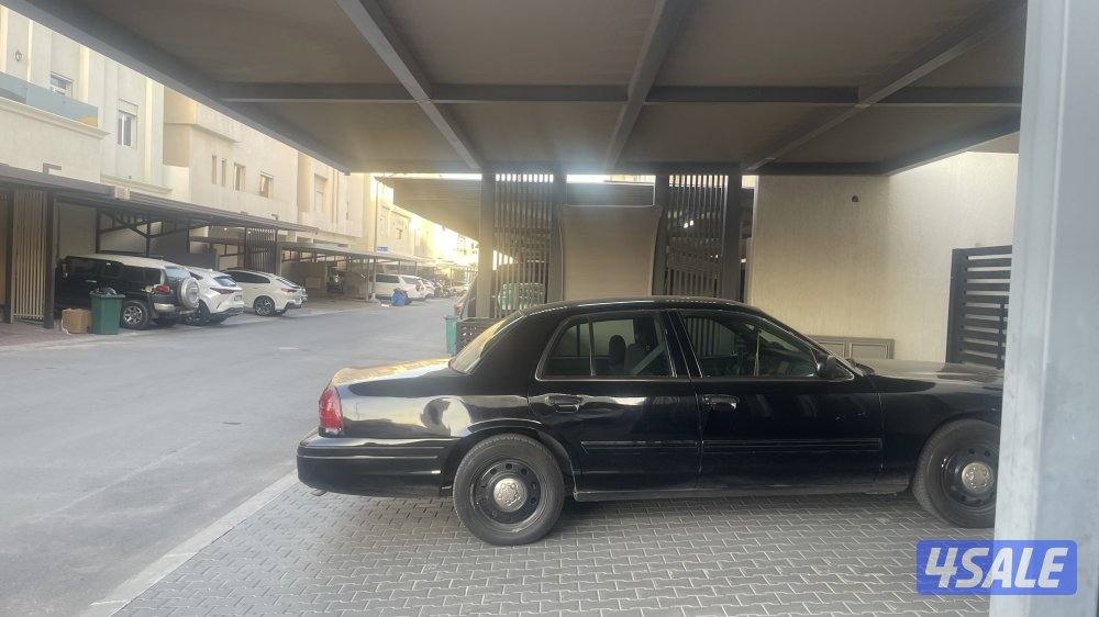 للبيع فورد فكتوريا0