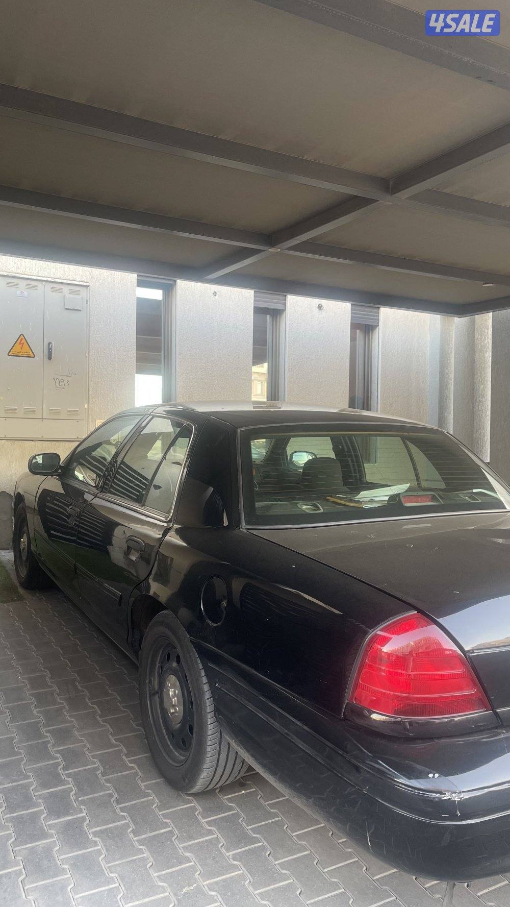 للبيع فورد فكتوريا10