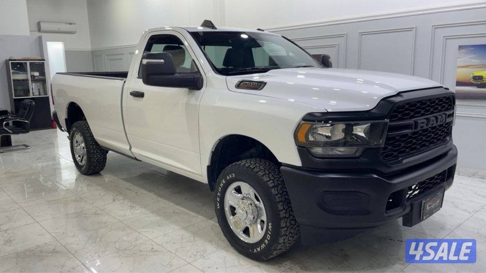 للبيع دودج رام 2023 عداد 47 الف0