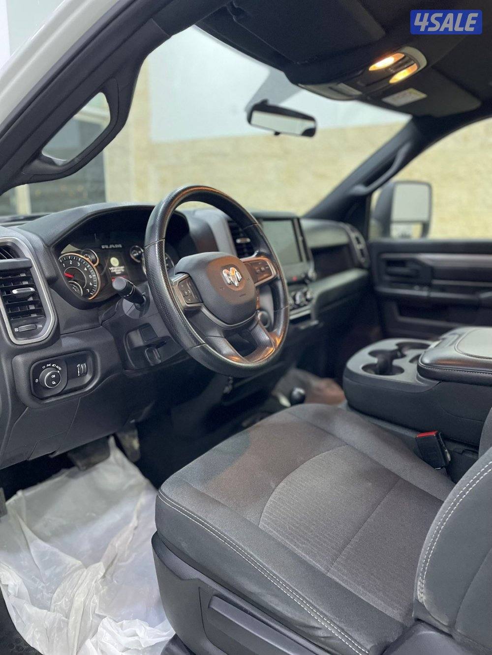 للبيع دودج رام 2023 عداد 47 الف4