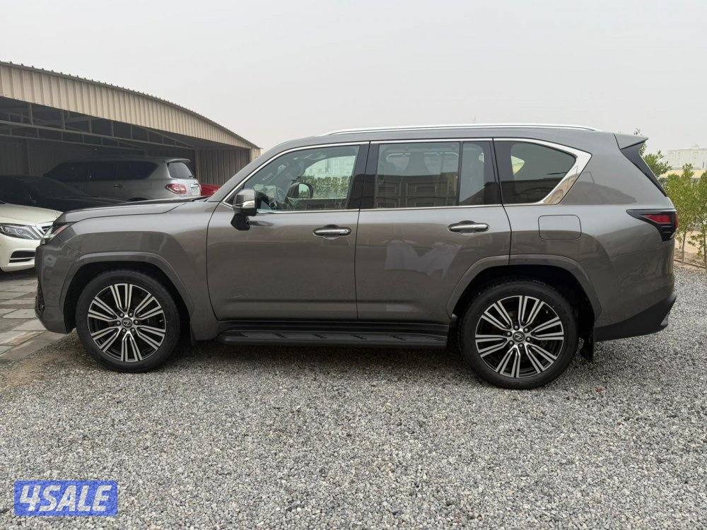 لكزس الدرجه الاولى0