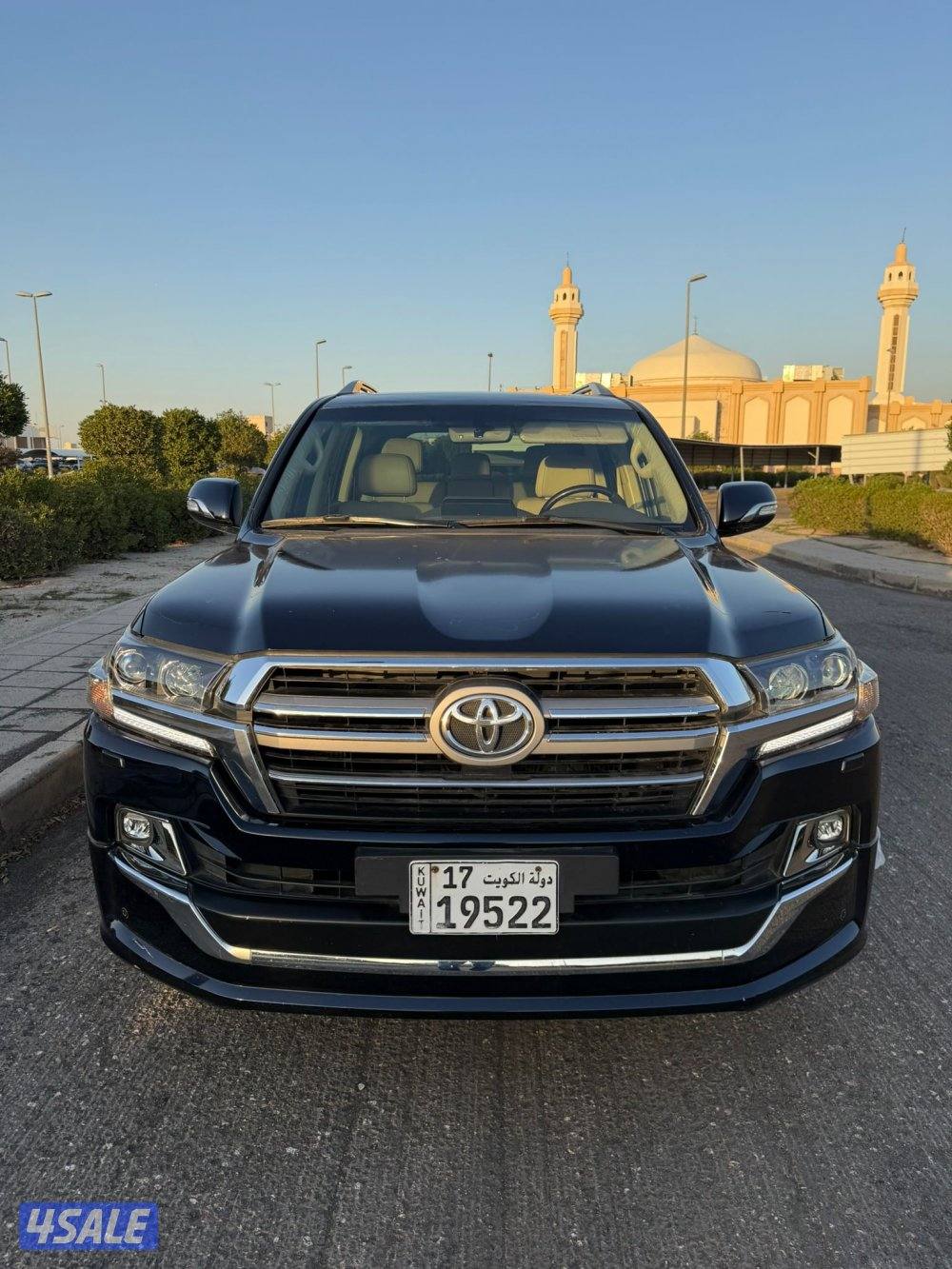 لاند كروزر GXR  قراند تورينق ٢٠١٩0