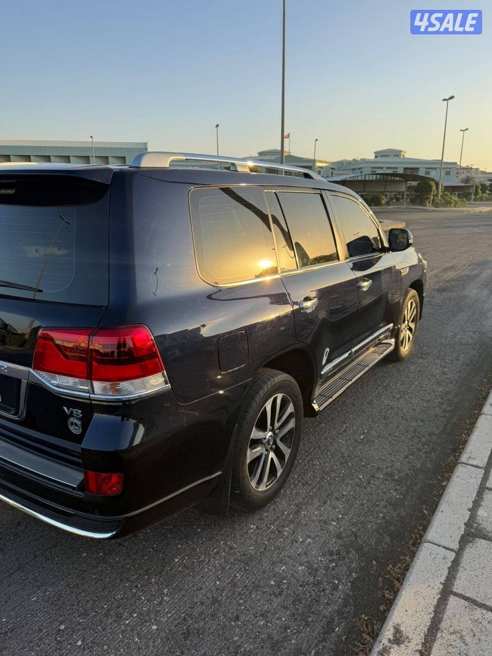 لاند كروزر GXR  قراند تورينق ٢٠١٩3