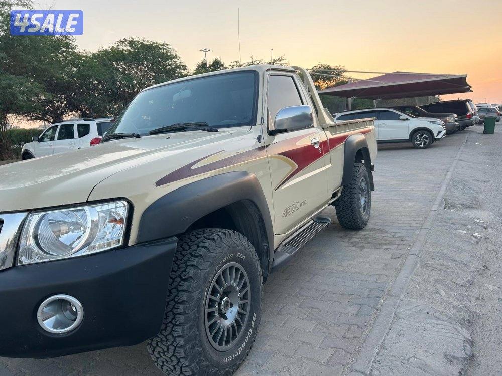 للبيع نيسان فتك بيكب (شاص) قير عادي0