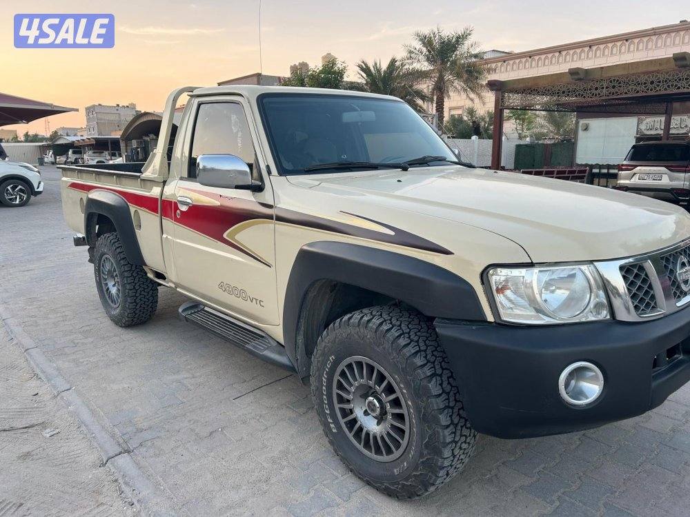 للبيع نيسان فتك بيكب (شاص) قير عادي5