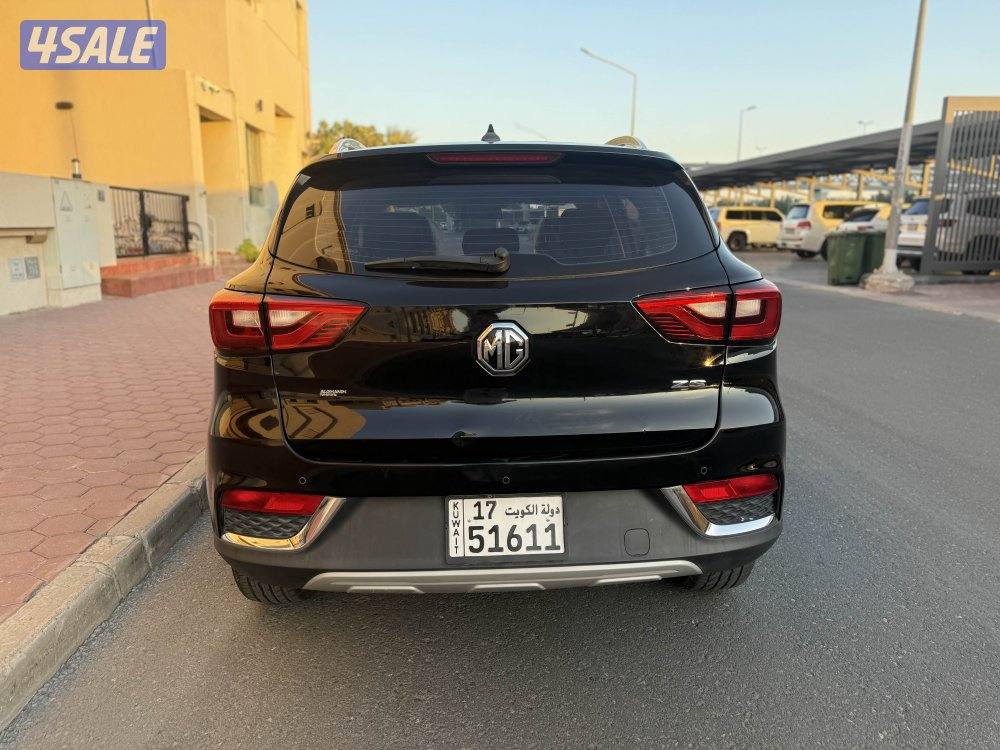 للبيع MG ZS بحاله نظيفه2