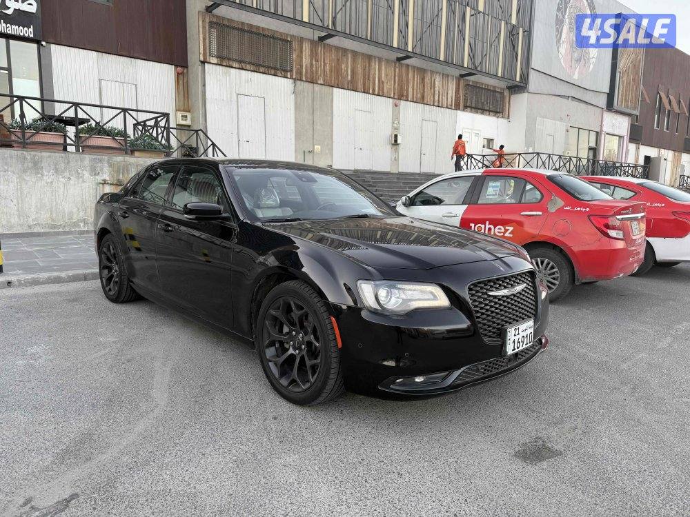 كرايزلر S300 نظيفة3
