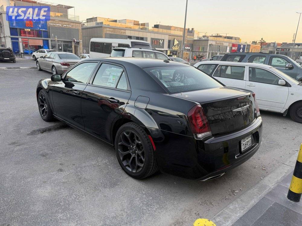 كرايزلر S300 نظيفة5
