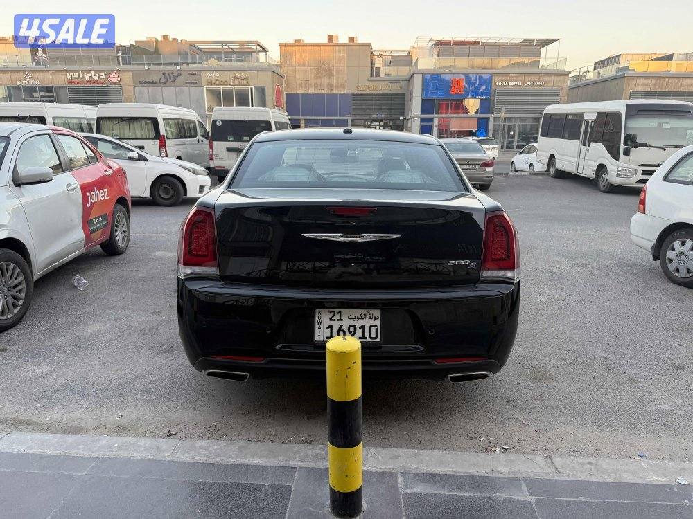 كرايزلر S300 نظيفة7