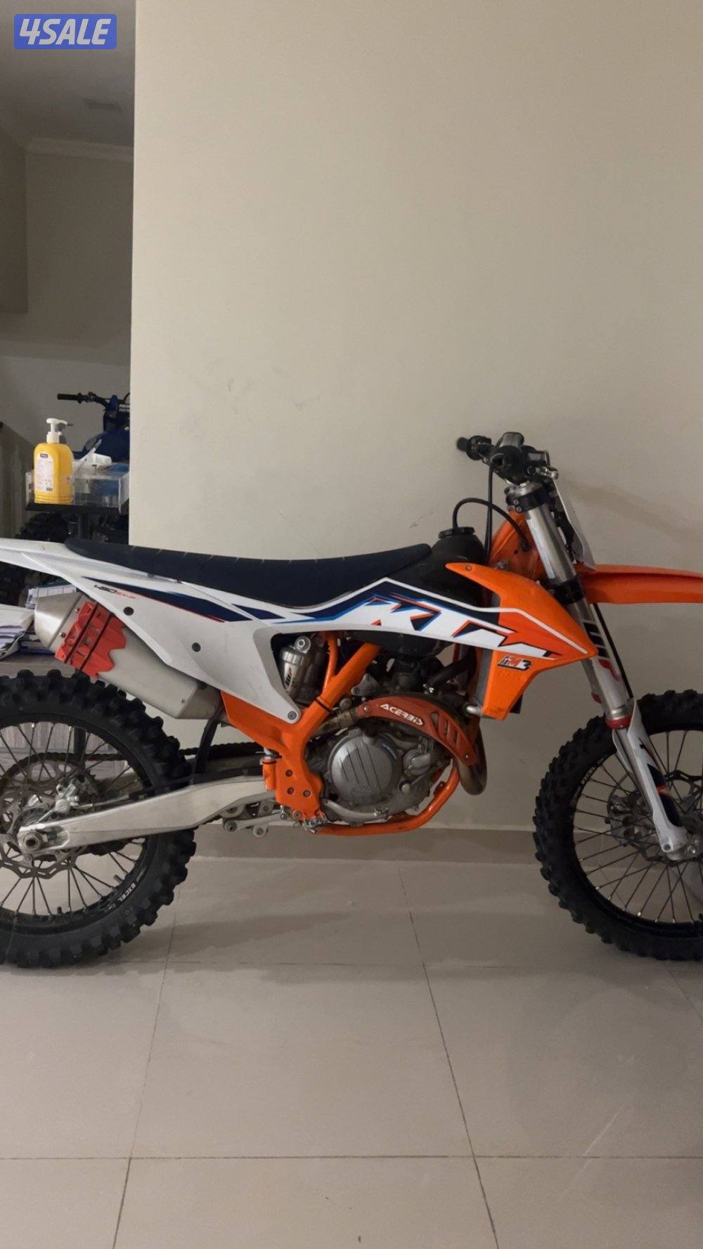 ktm sxf -450السيكل نظيف تم تخزينه موسم كامل2