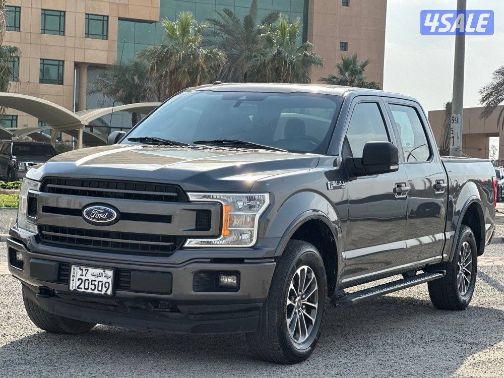 للبيع وانبت فورد FX4 ماشي ١٢٩ الف كيلو سيرفس وكالة1