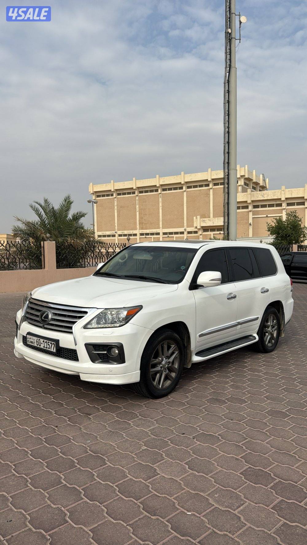 للبيع لكزز 2013 صبغ الوكاله بالكامل2