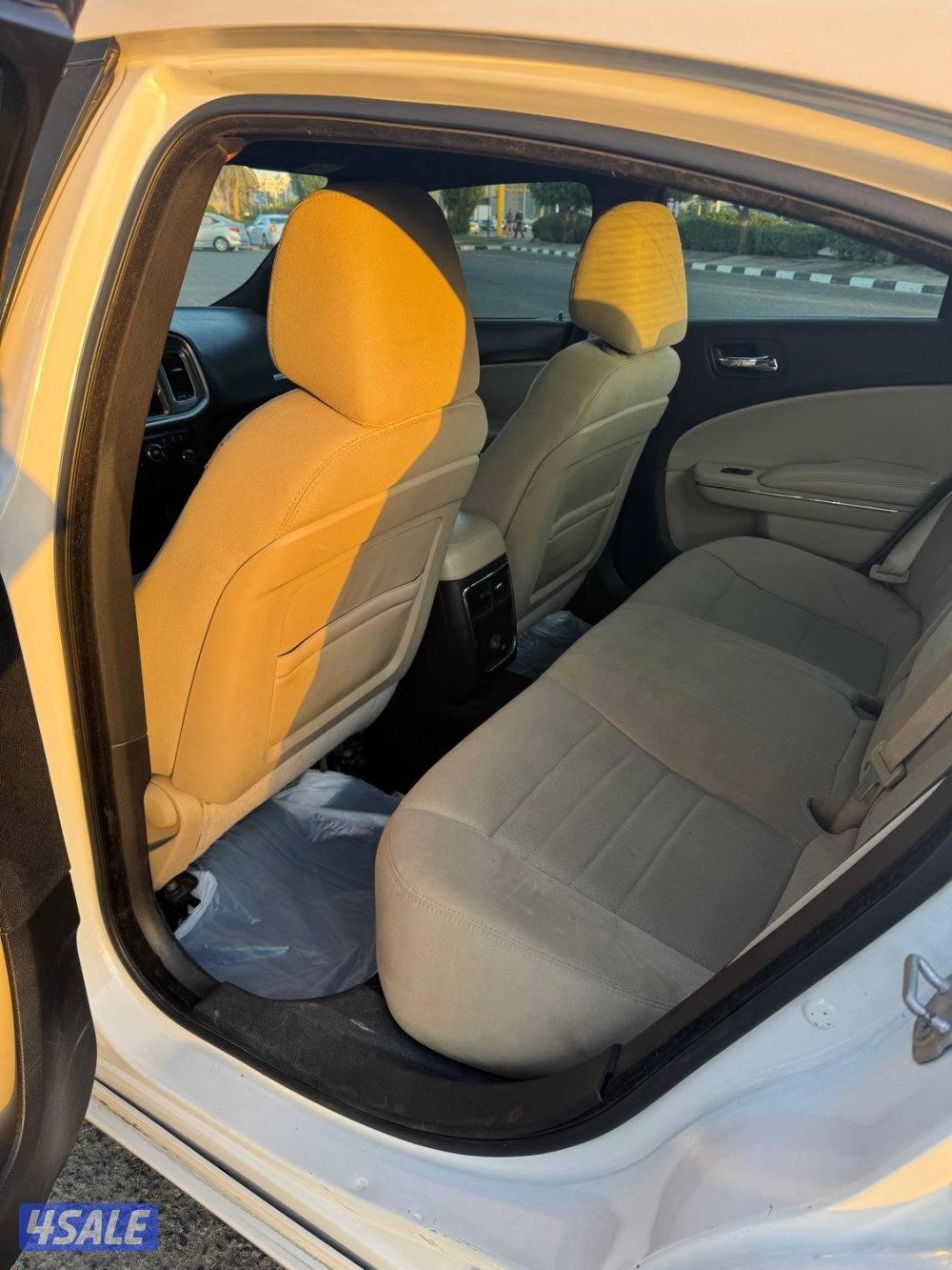 للبيع دوج تشارجر موديل 20144