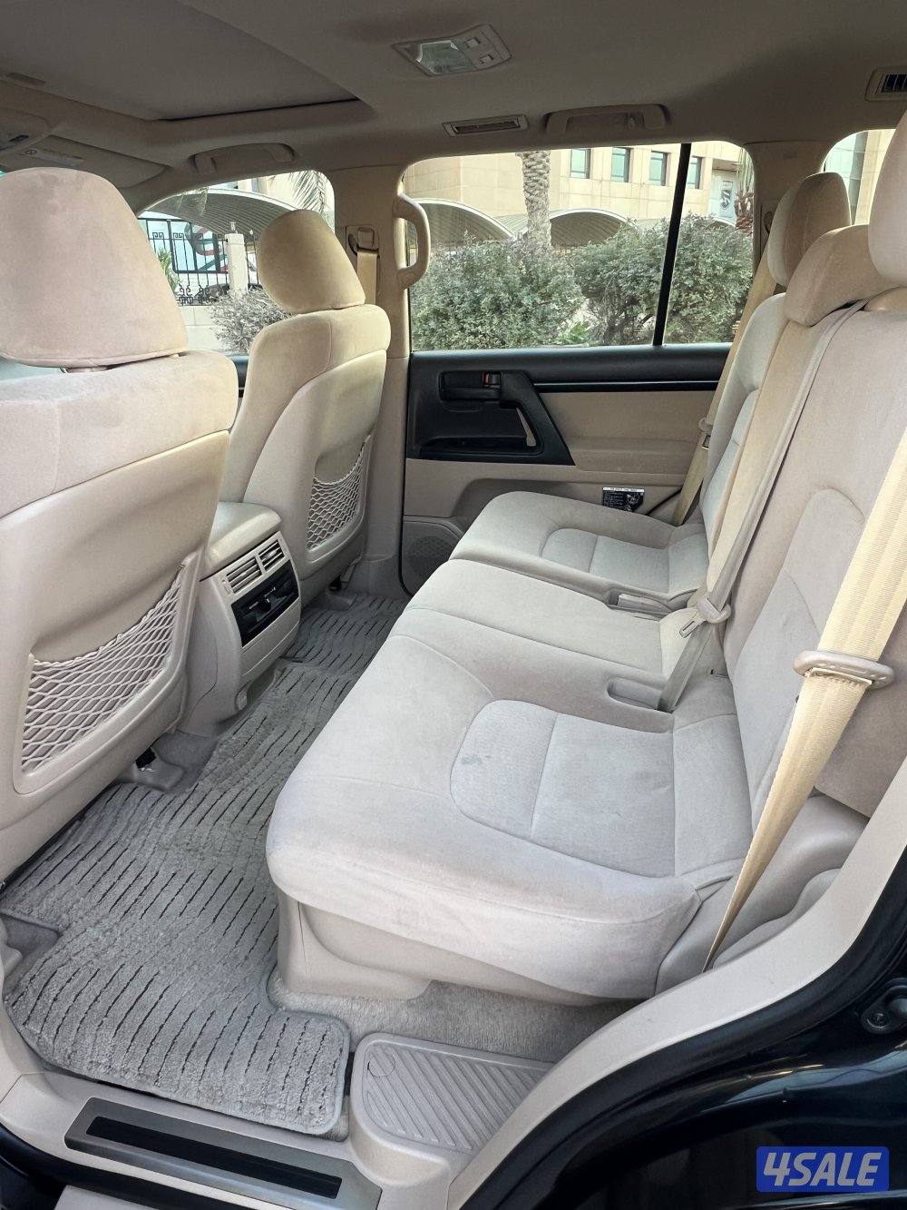 للبيع لاندكروزر موديل 20127