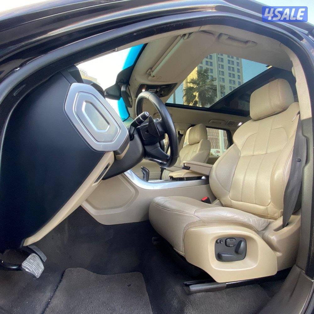 بيع🔺شراء🔺تثمين
للبيع رنج روفر سبورت
موديل 2014
عداد 250 الف8