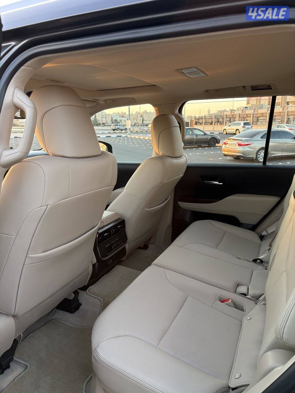 لاندكروزر GXR 2022 ايرو اس3