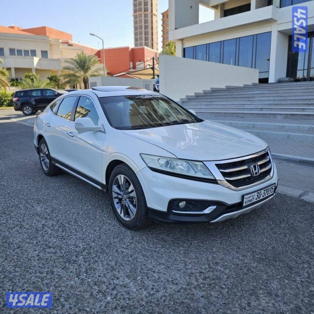Honda Crosstour touring V6 20131